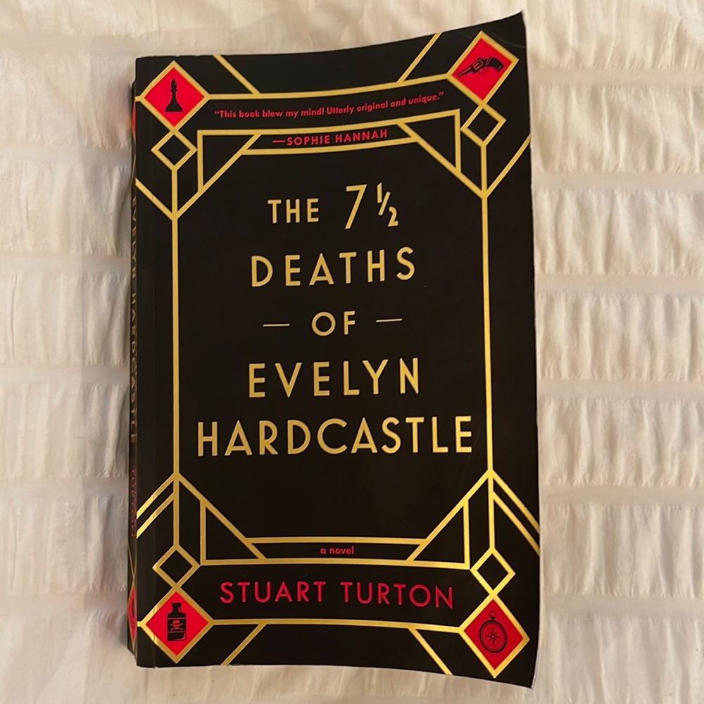 The 7 1/2 Deaths of Evelyn Hardcastle